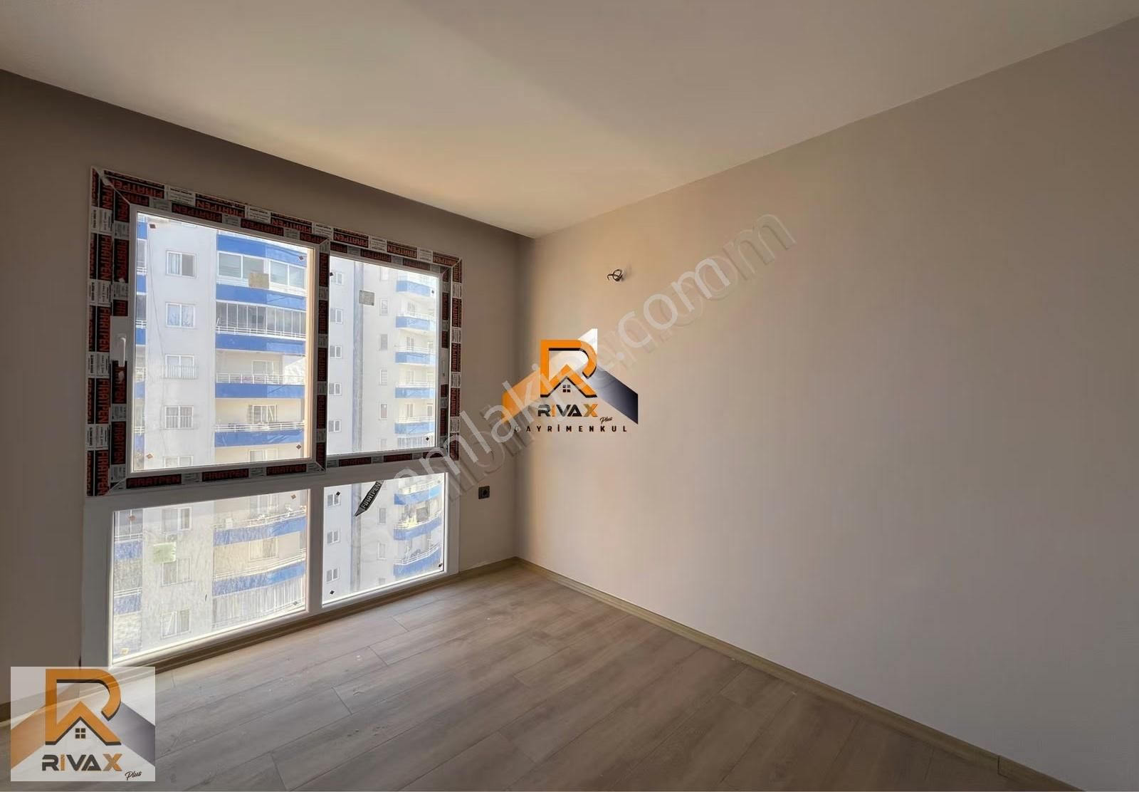 Rivax'tan Denize Yürüme Mesafesi İle Bölgenin Kalbinde Sıfır 2+1 - Görsel 18