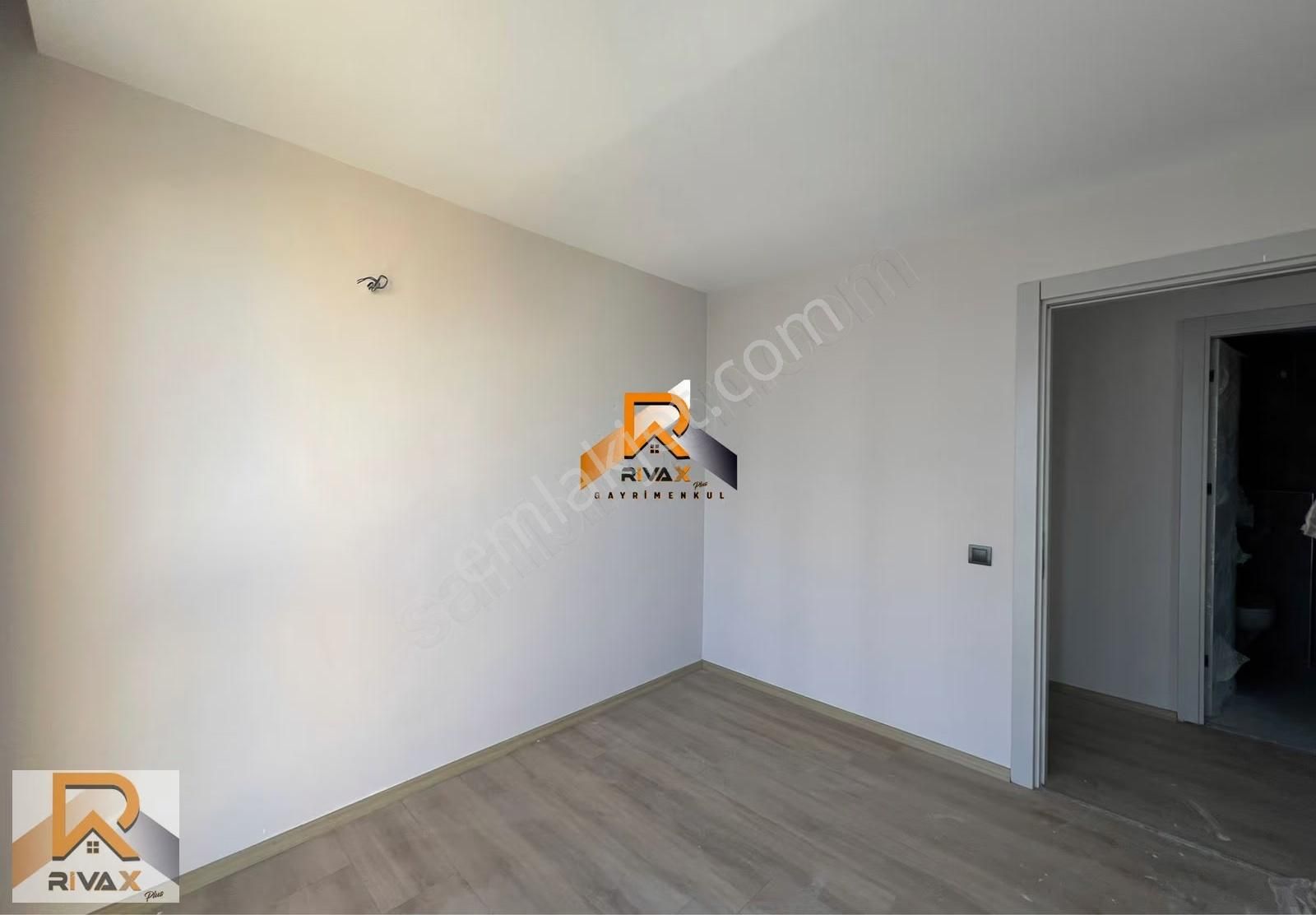 Rivax'tan Denize Yürüme Mesafesi İle Bölgenin Kalbinde Sıfır 2+1 - Görsel 19