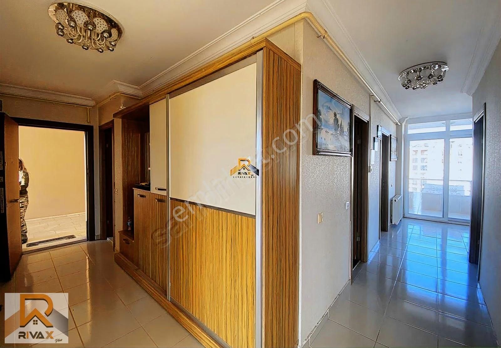 Rivax'tan Merkez Mahallesinin Göbeğinde Site İçi Geniş Ferah 3+1 - Görsel 4