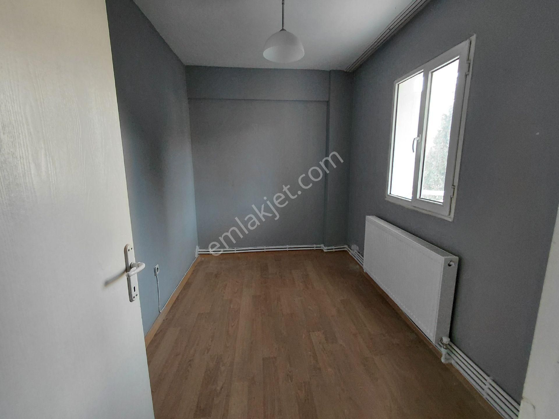 Bornova Evka 4 2+1 Açık Mutfak Doğalgazlı Kiralık Daire - Görsel 20