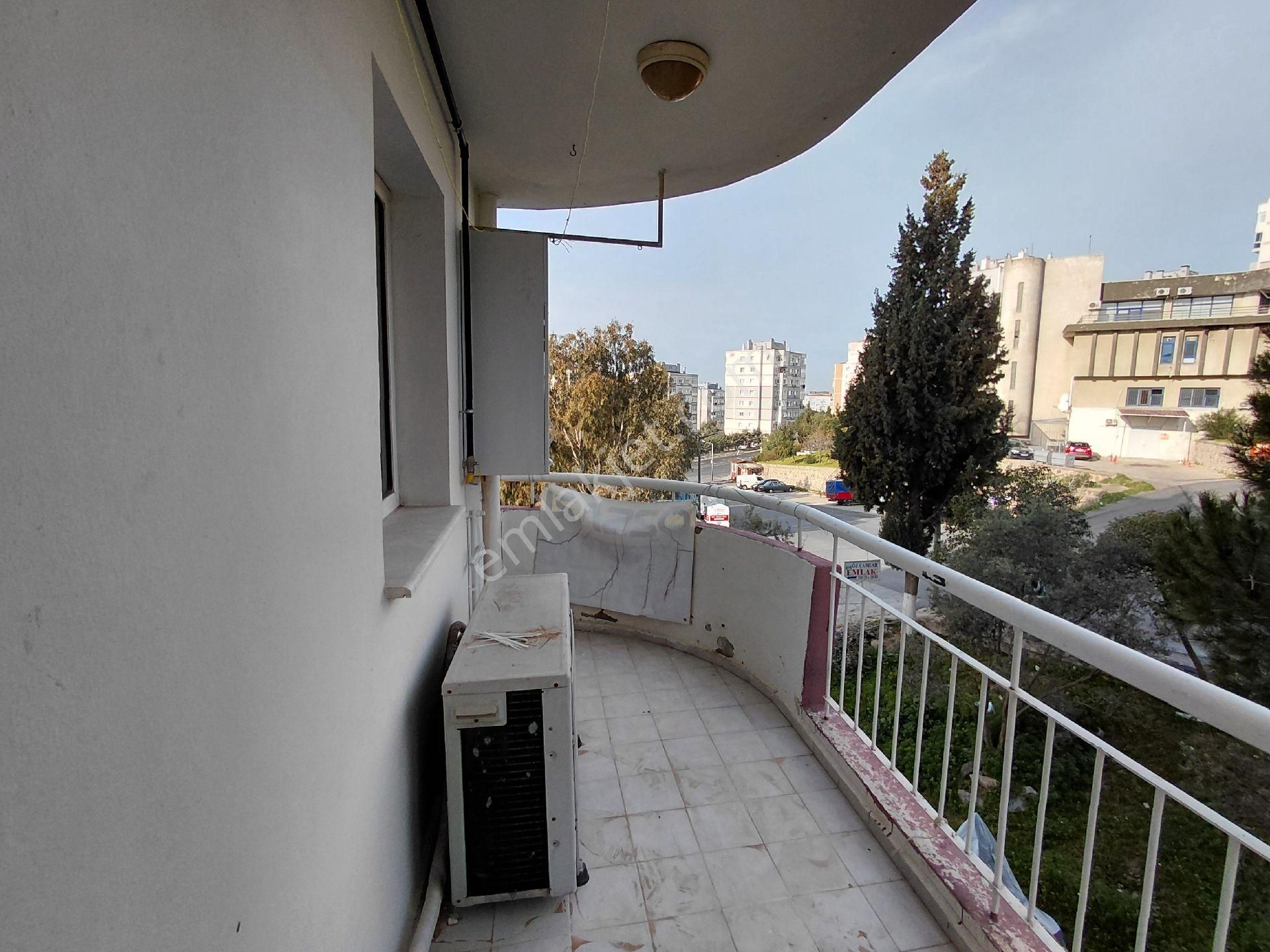 Bornova Evka 4 2+1 Açık Mutfak Doğalgazlı Kiralık Daire - Görsel 19