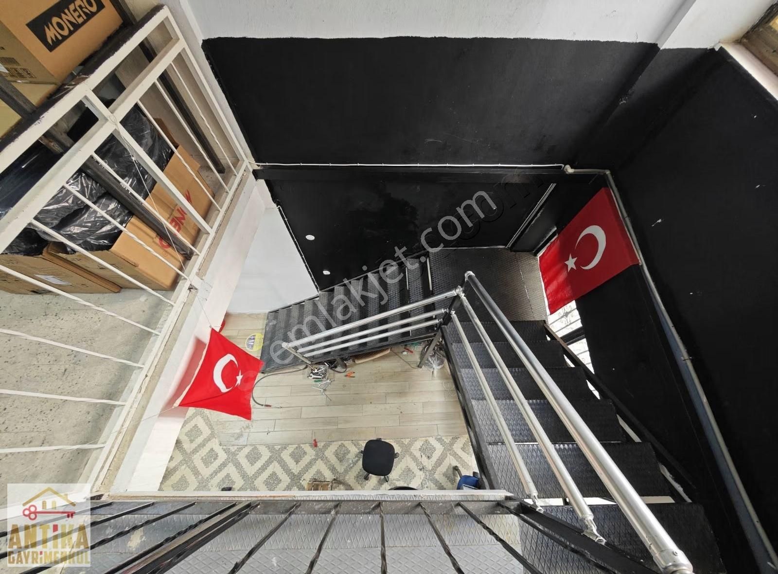 Antika Gayrimenkul'den Uzun Sokakta 3 Katlı Satılık İş Yeri - Görsel 14