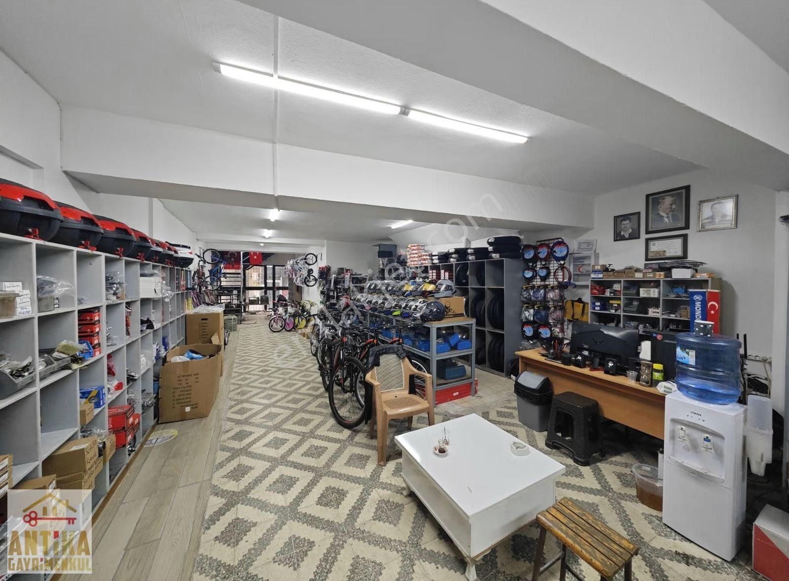 Antika Gayrimenkul'den Uzun Sokakta 3 Katlı Satılık İş Yeri - Görsel 20