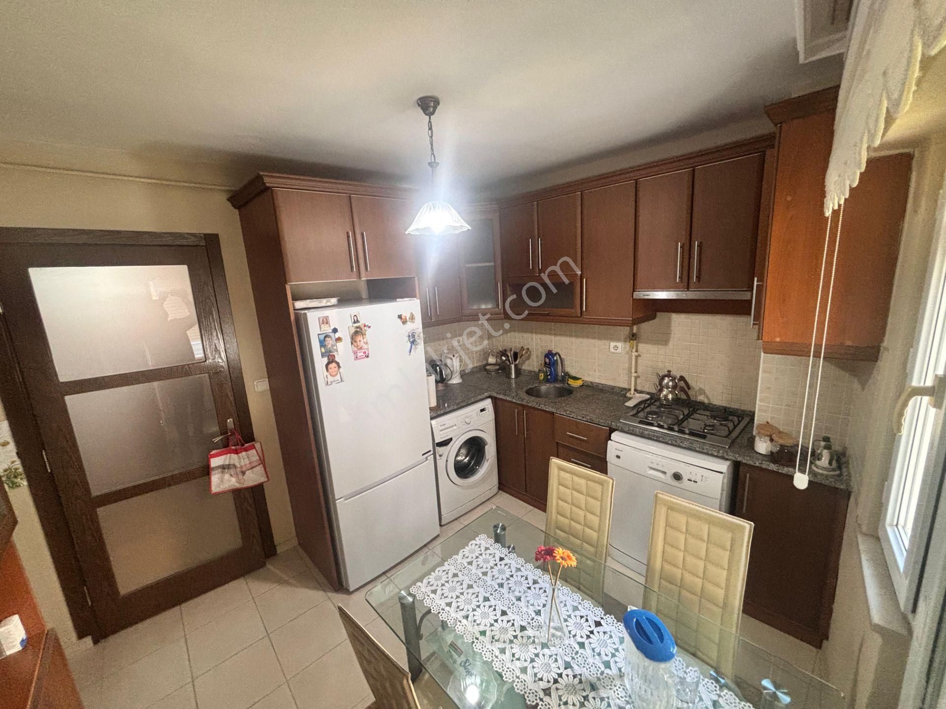 ❗❗❗uygun Daire Arayanlara❗❗❗ Yıldıztepe’de Çarşıya Yakın Konumda Satılık 3+1 Daire