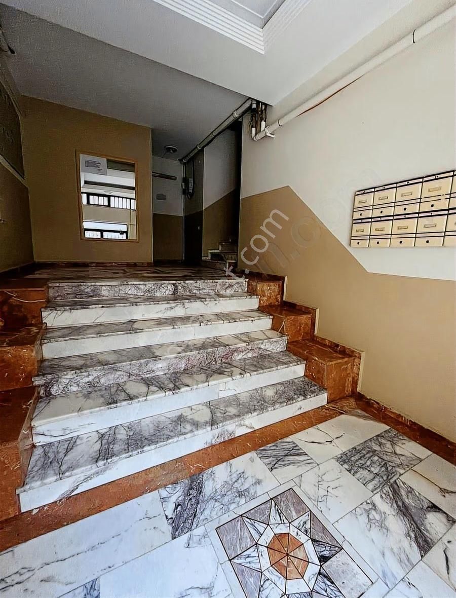 Kaynarca'da Yatırım Değeri Yüksek, Kiralık 2+1 Fırsat Daire - Görsel 7