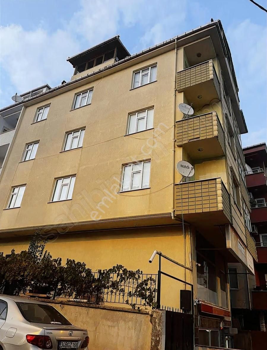 Pendik Esenler'de Ahşap Detaylı Şık 2+1 Kiralık Daire - Görsel 19