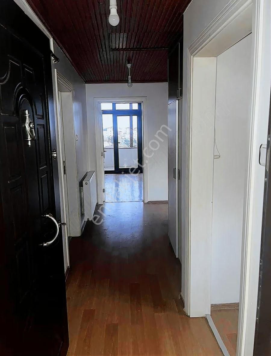 Pendik Esenler'de Ahşap Detaylı Şık 2+1 Kiralık Daire - Görsel 27