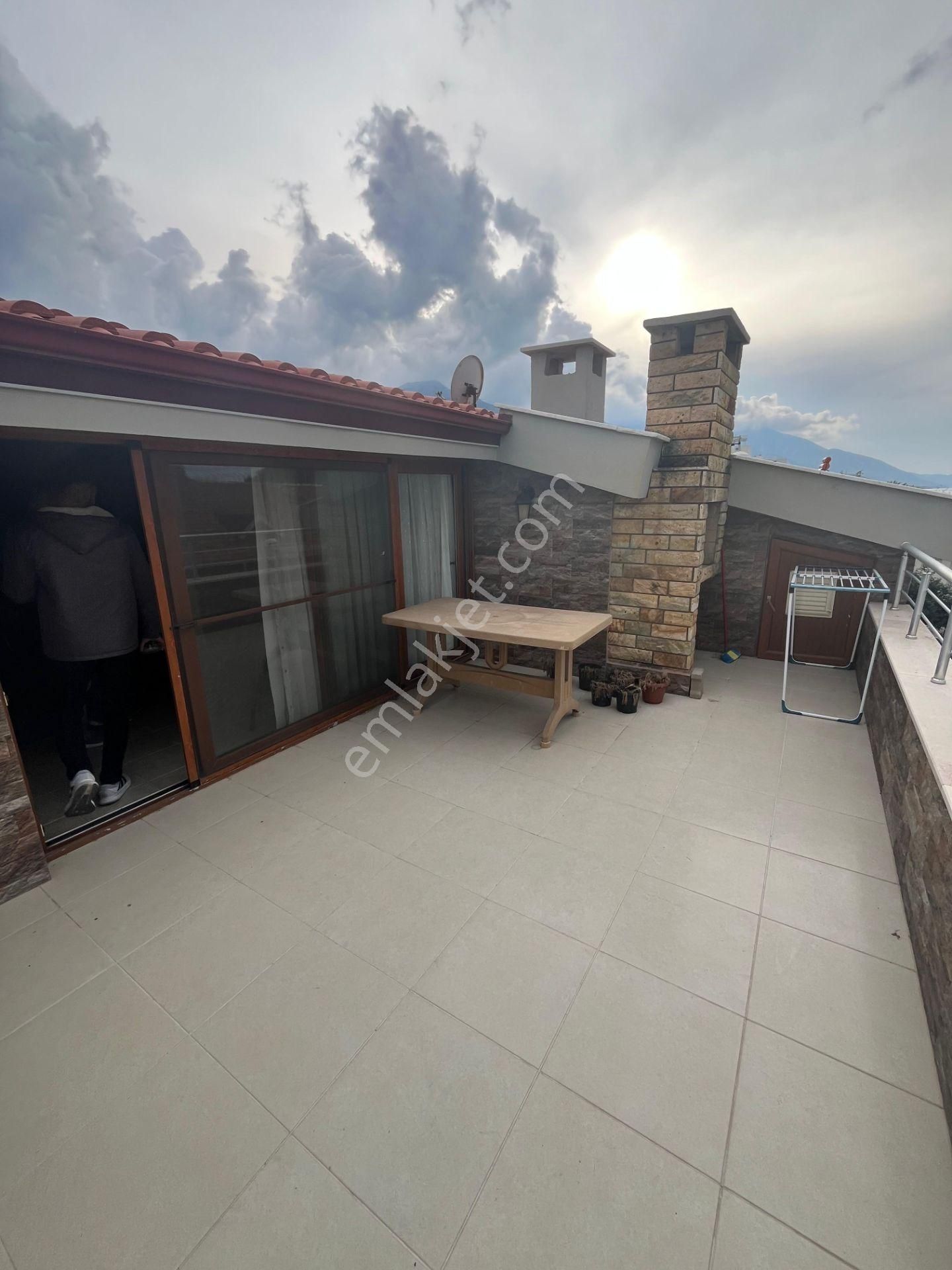 Kuşadası Güzelçamlı Mahallesinde Ful Eşyalı Kiralık Dubleks Daire 50.000 Tl.