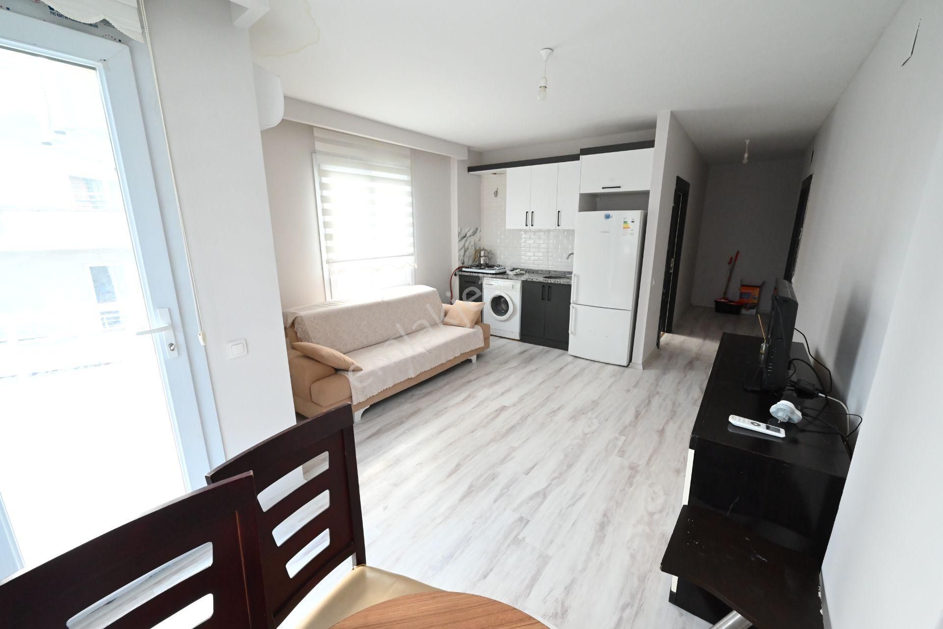 Üstünkent Emlak'tan Çiftlikköy Mah 1+1 Eşyalı Kiralık Daire - Görsel 2