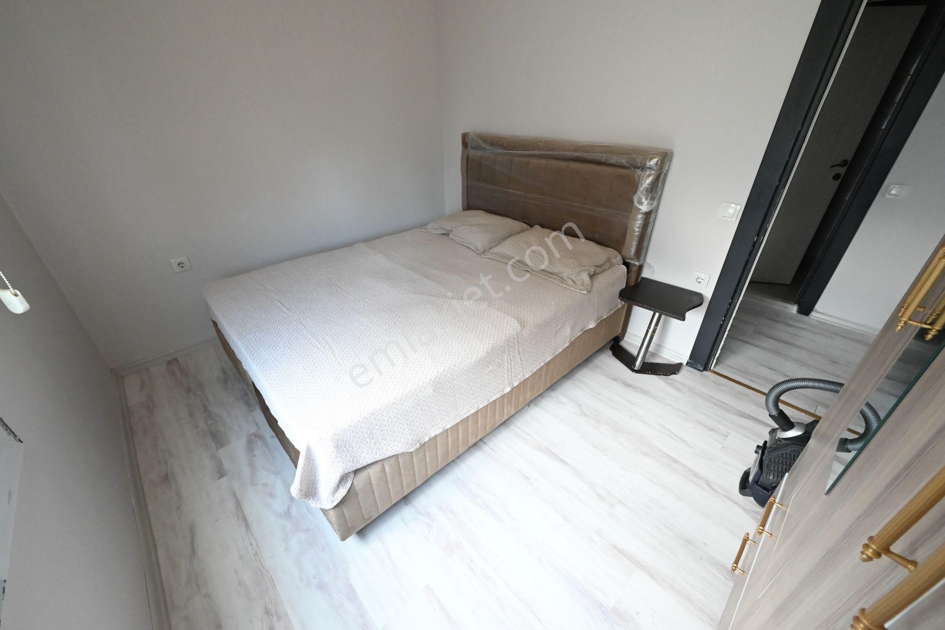 Üstünkent Emlak'tan Çiftlikköy Mah 1+1 Eşyalı Kiralık Daire - Görsel 23