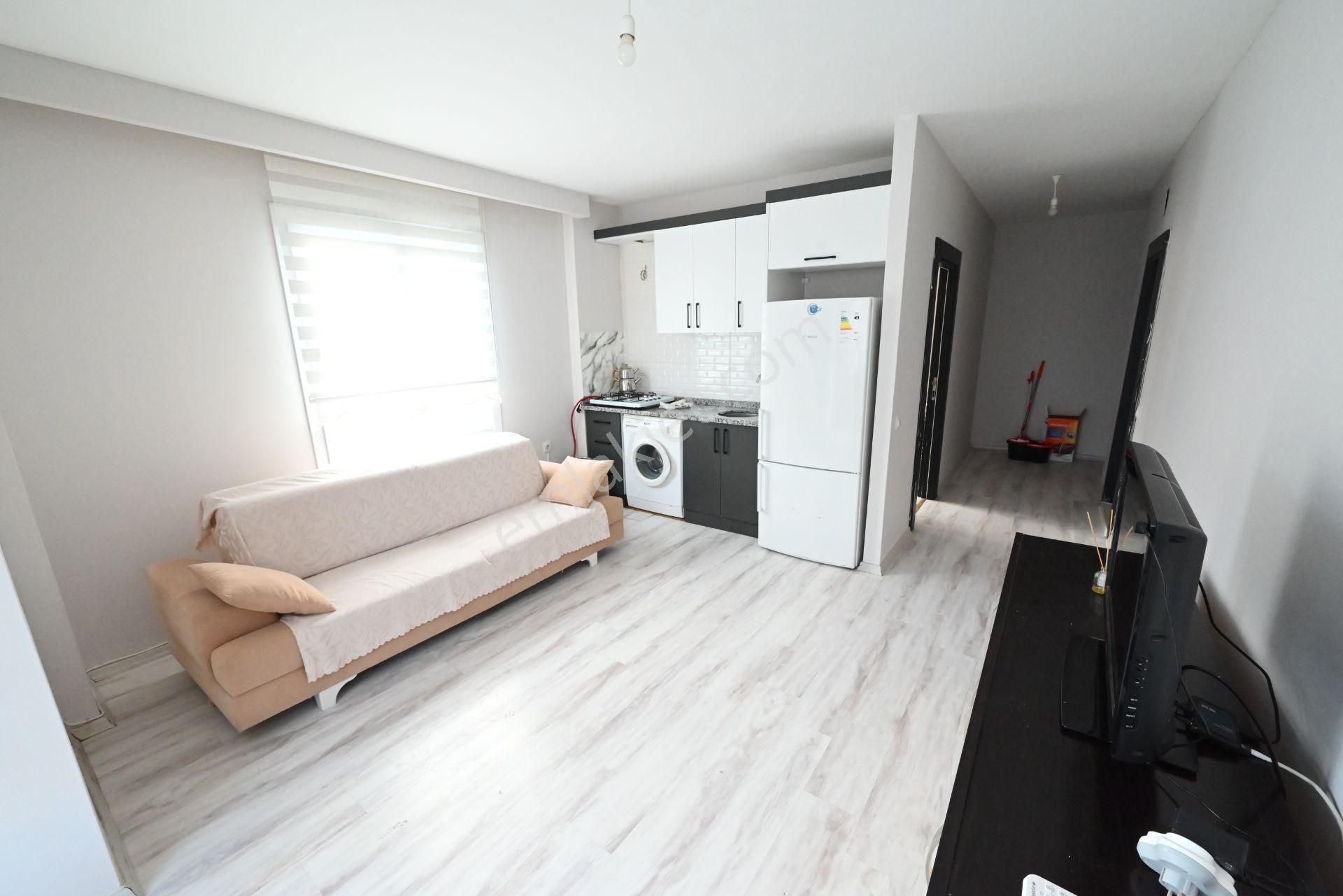 Üstünkent Emlak'tan Çiftlikköy Mah 1+1 Eşyalı Kiralık Daire - Görsel 4
