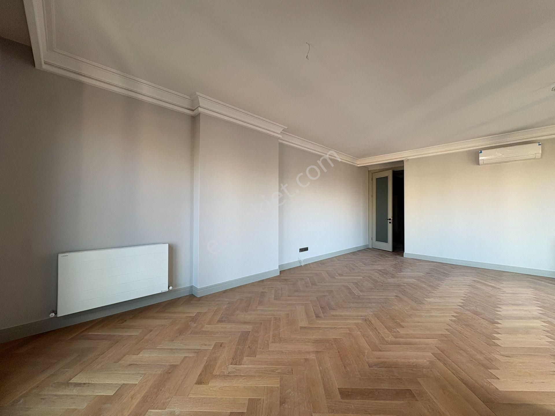 Fenerbahçede Bağdat Cad. 2. Binada Sahile Yakın 3+1 106 M² Net - Görsel 5