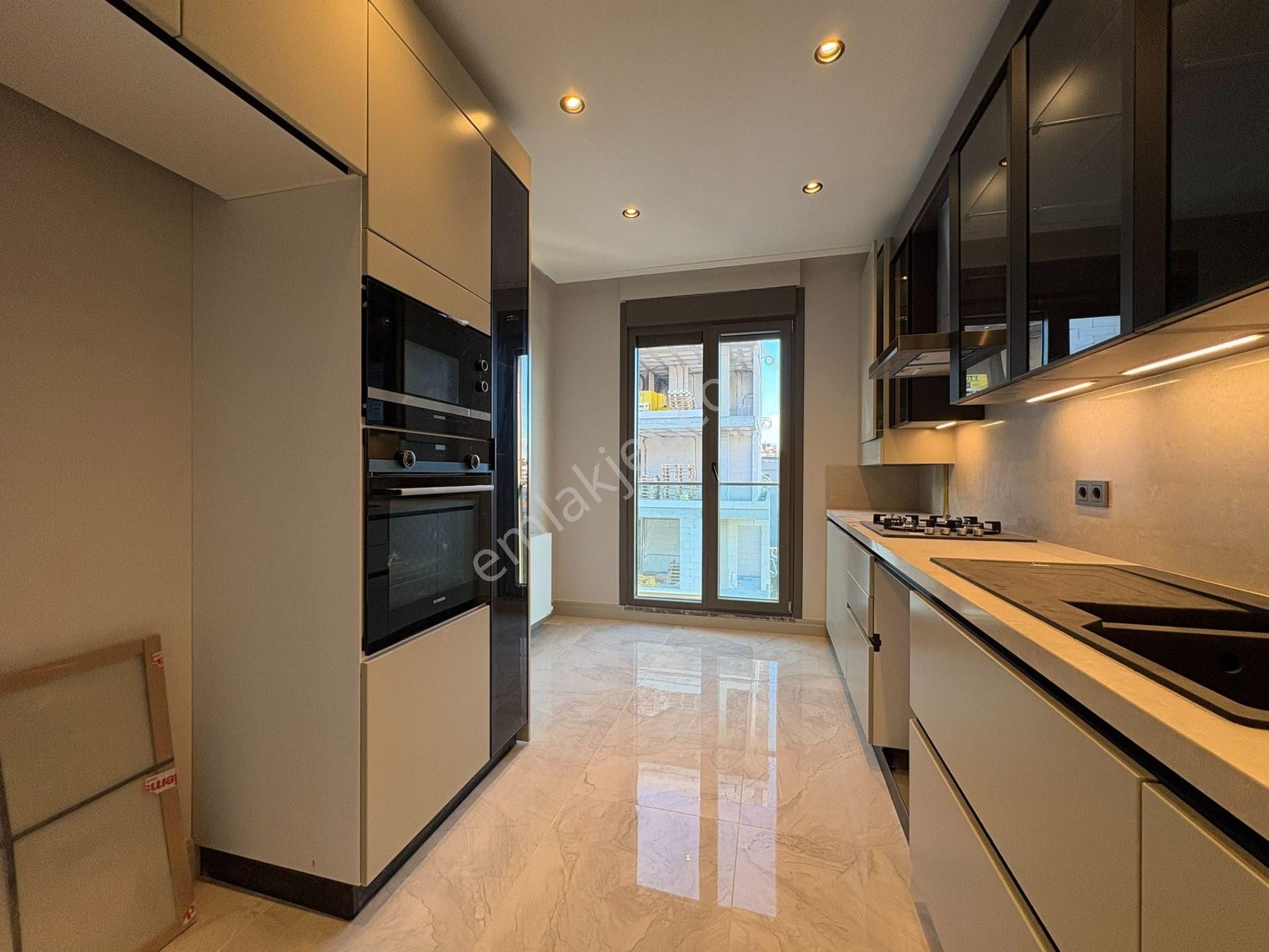 Fenerbahçede Bağdat Cad. 2. Binada Sahile Yakın 3+1 106 M² Net - Görsel 9