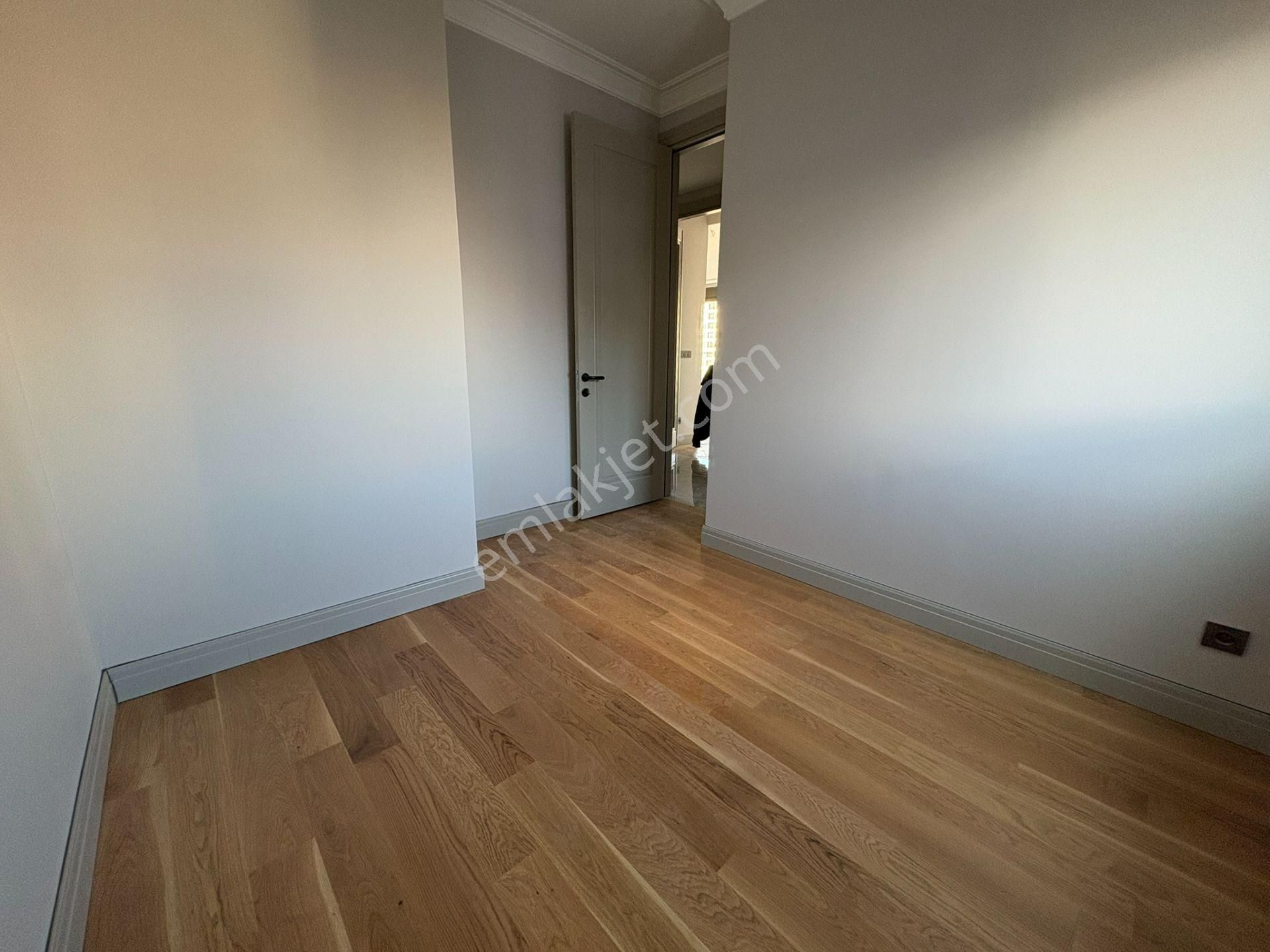 Fenerbahçede Bağdat Cad. 2. Binada Sahile Yakın 3+1 106 M² Net - Görsel 22