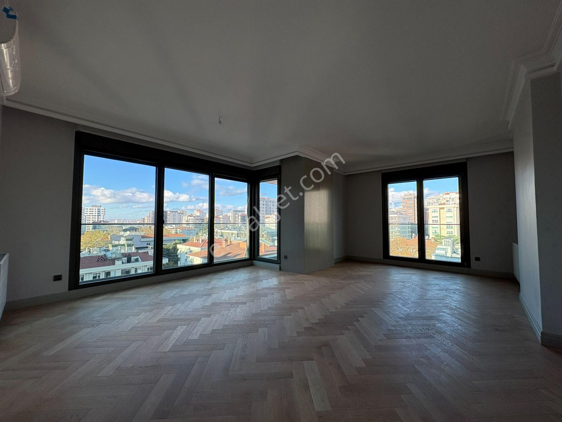 Fenerbahçede Bağdat Cad. 2. Binada Sahile Yakın 3+1 106 M² Net - Görsel 2