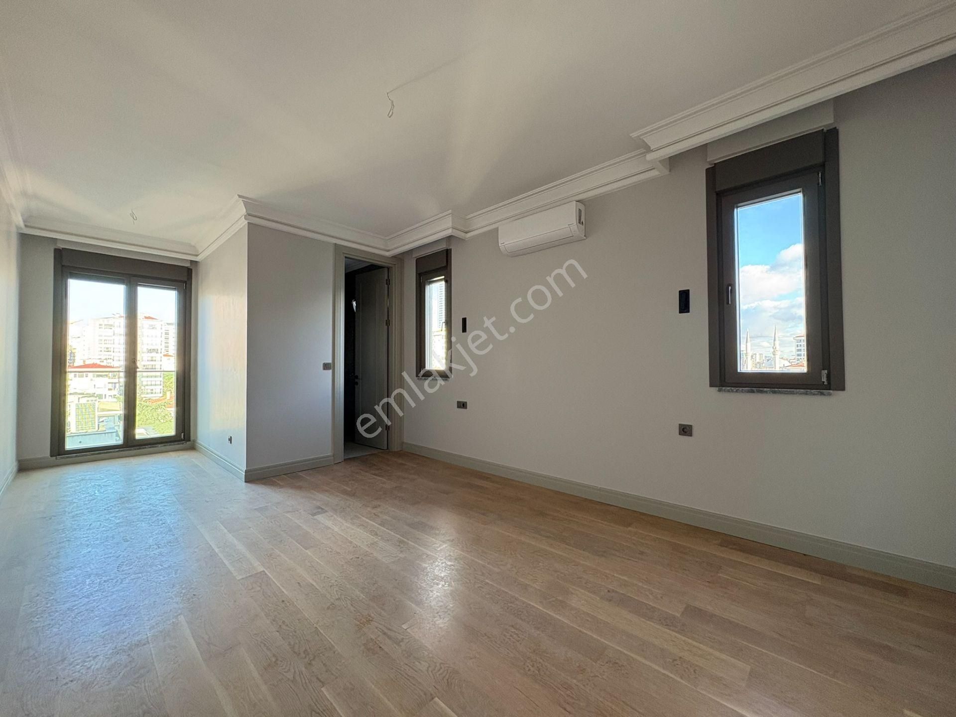 Fenerbahçede Bağdat Cad. 2. Binada Sahile Yakın 3+1 106 M² Net - Görsel 23