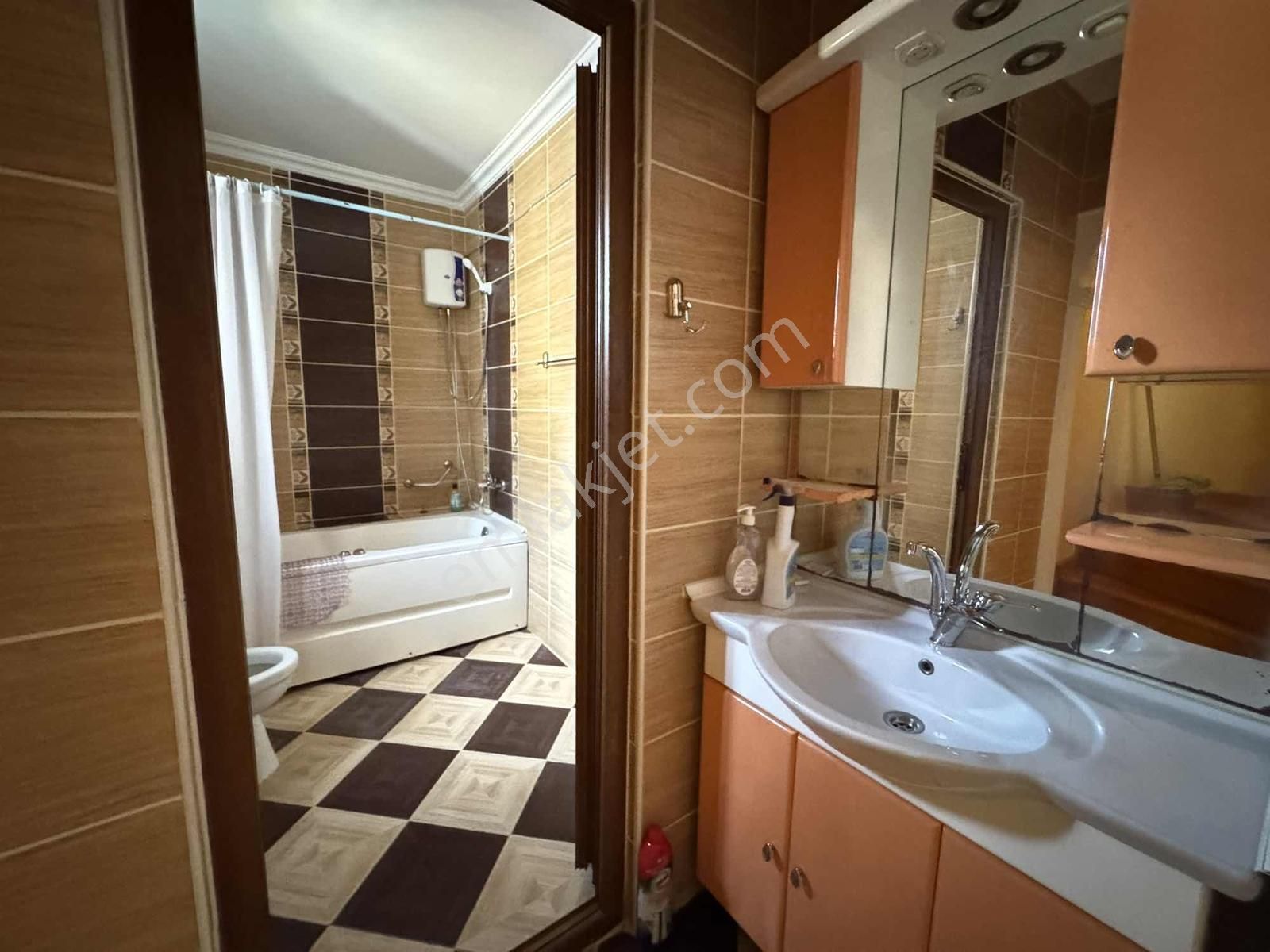 Fethiye Çalış Bölgesinde 3+1 Bitişik Nizam Villa - Görsel 20