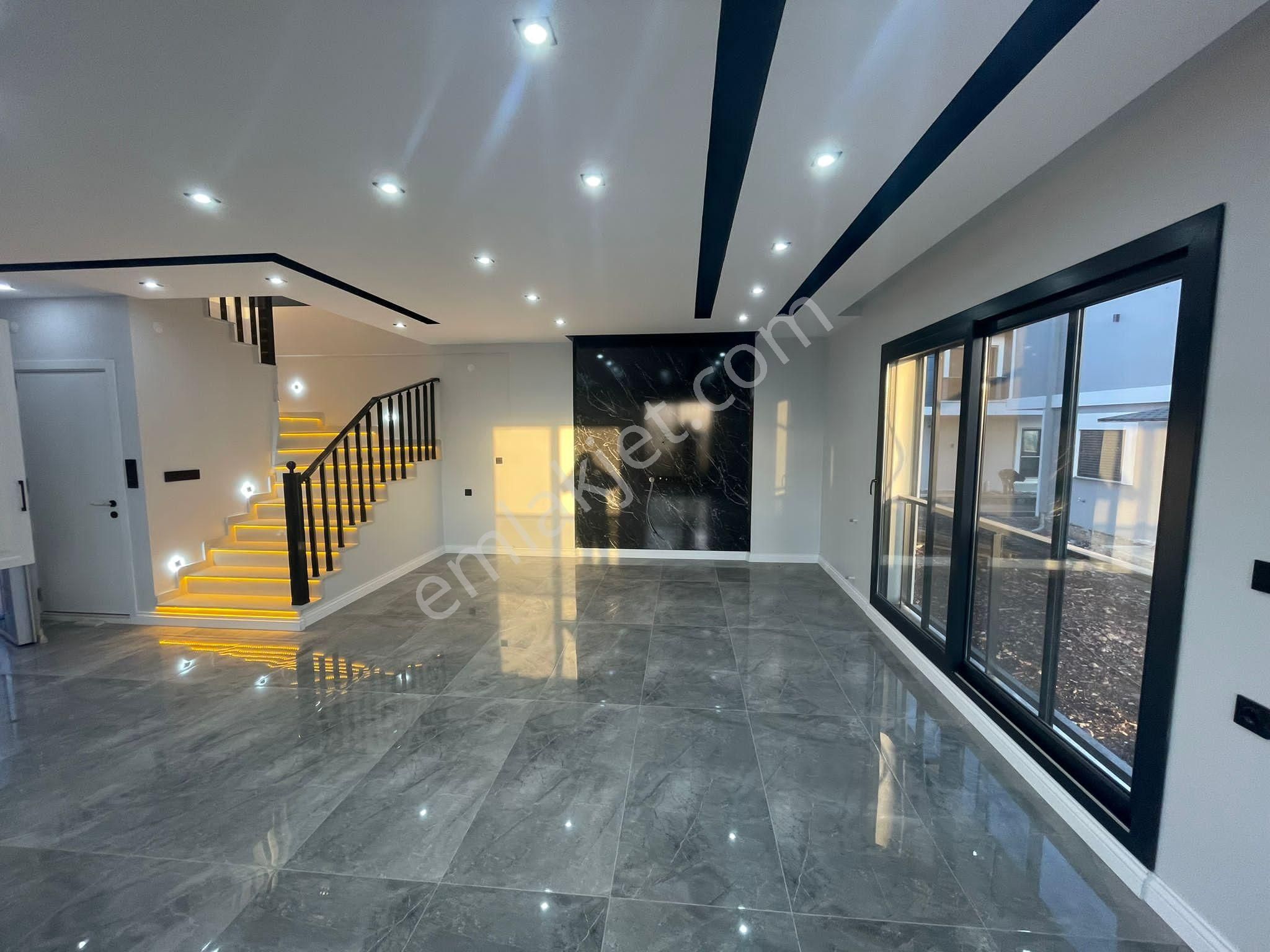 Didim / Efeler Mah. Doğa Manzaralı 3+1 Lüx Villa - Görsel 5