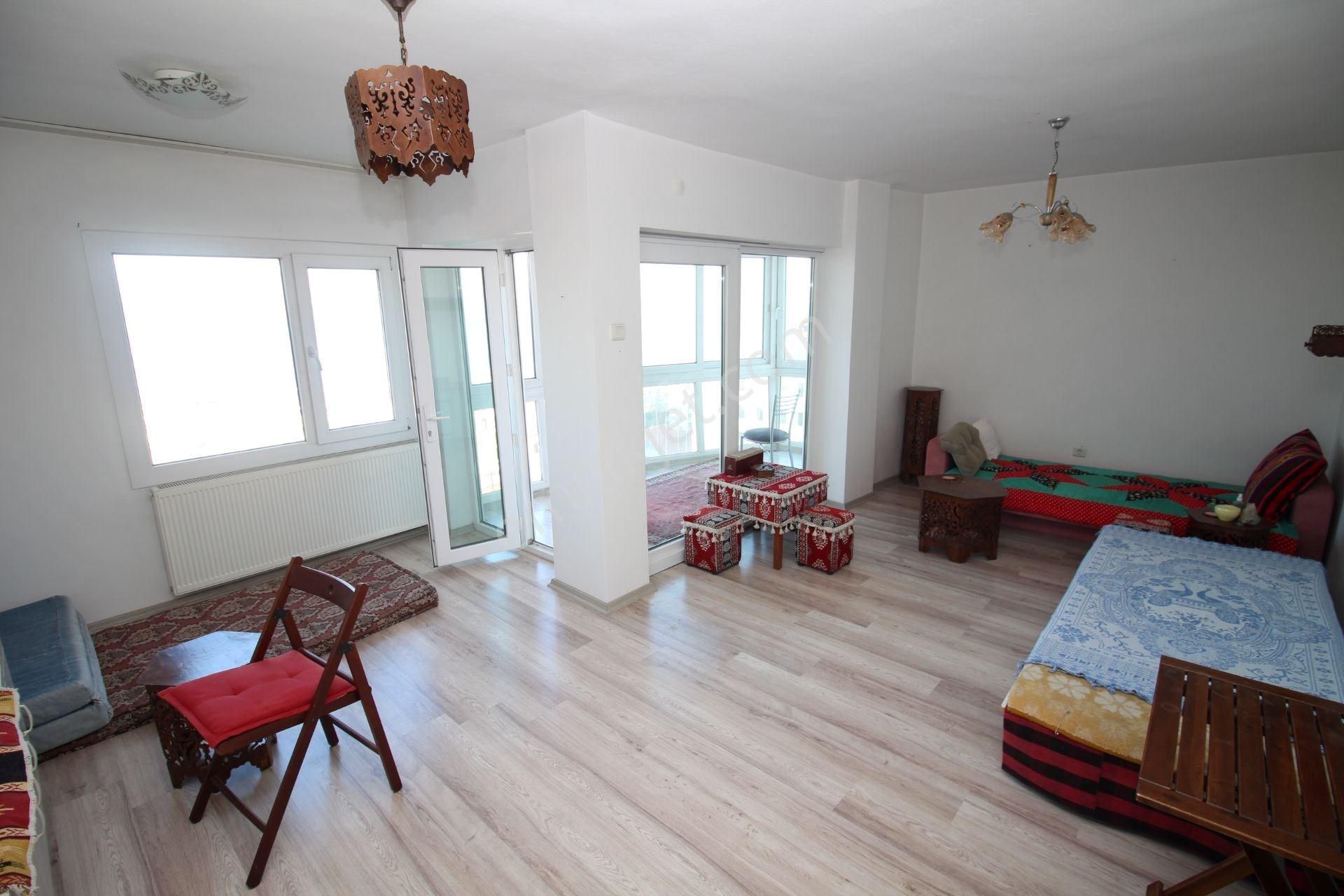 Göztepe’de, Deniz Manzaralı 3+1 Yaşam Fırsatı! - Görsel 2