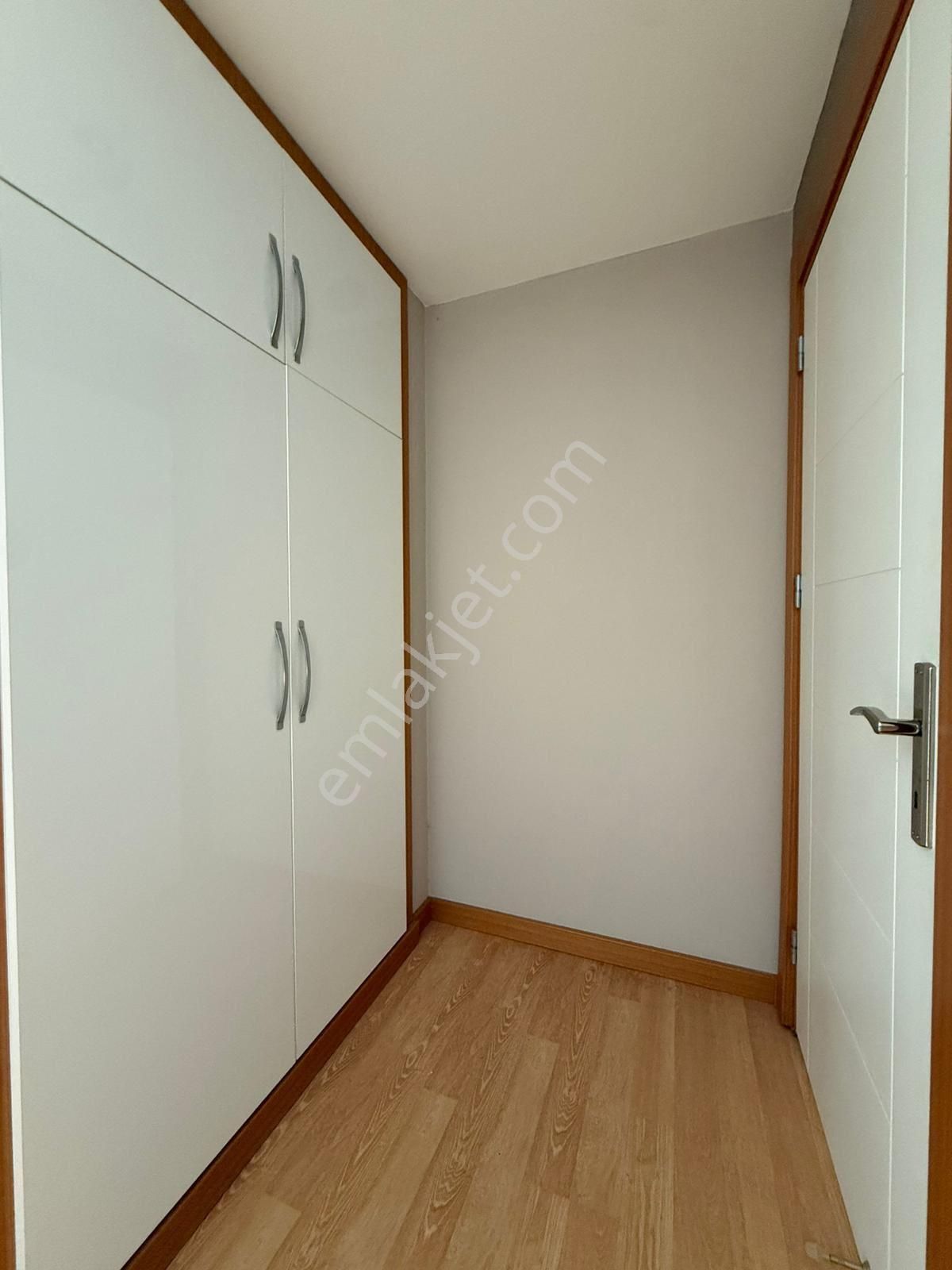 Gürselpaşa'da Site/8 Yaş/3+1/ç.banyo/ç.odası/jeneratör/kaçmaz !! - Görsel 20