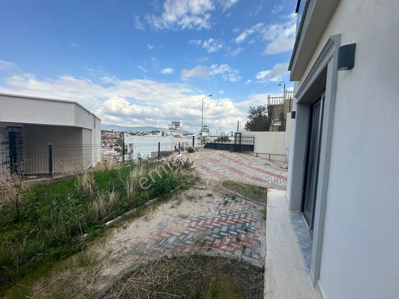 Deniz Manzaralı Bahçe Kullanımlı Dubleks 2+1 Daire - Görsel 2