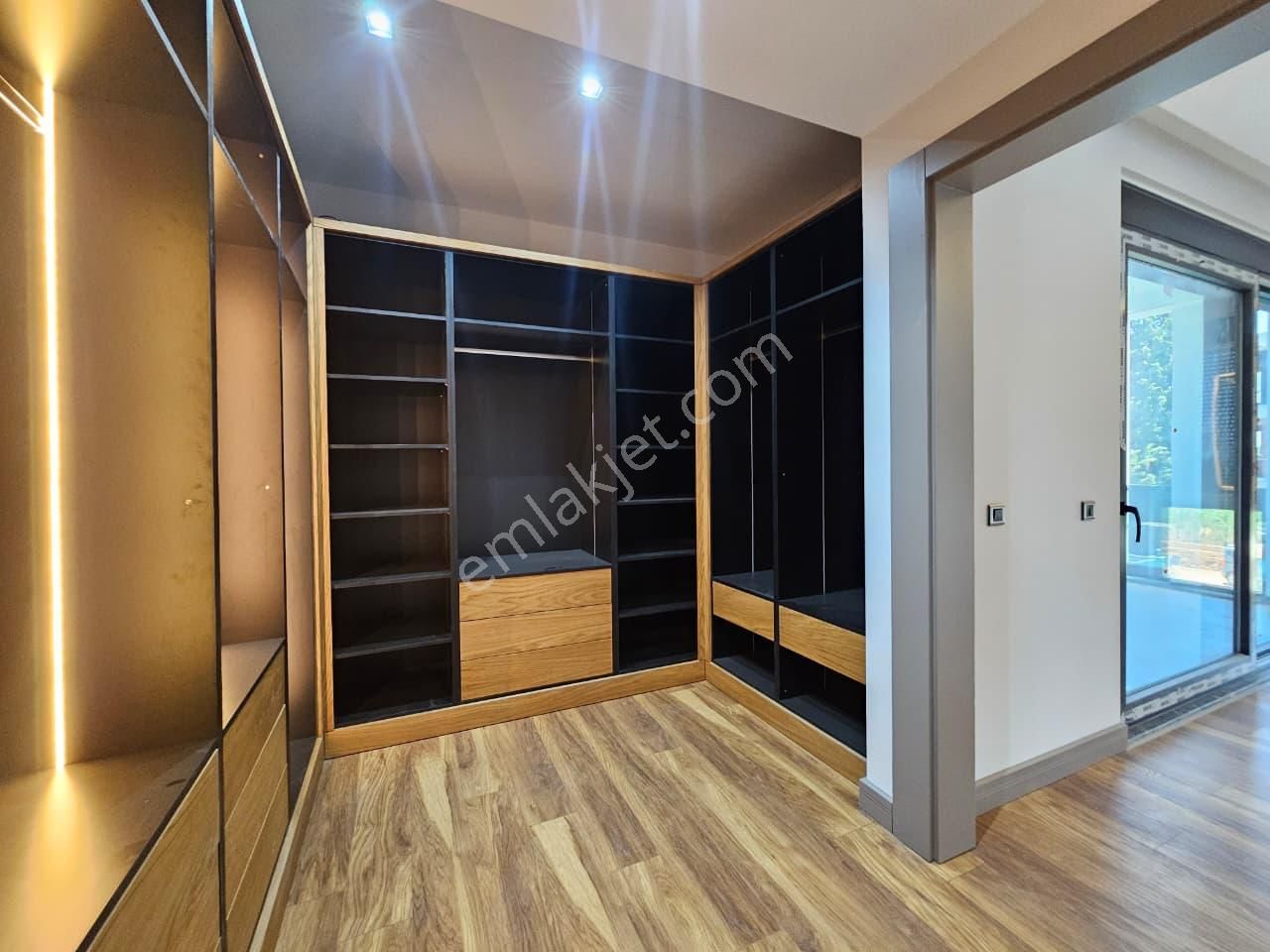 Yeşilbayırda 4+1 Modern Mimarili, Özel Havuzlu Lüks Villa - Görsel 20