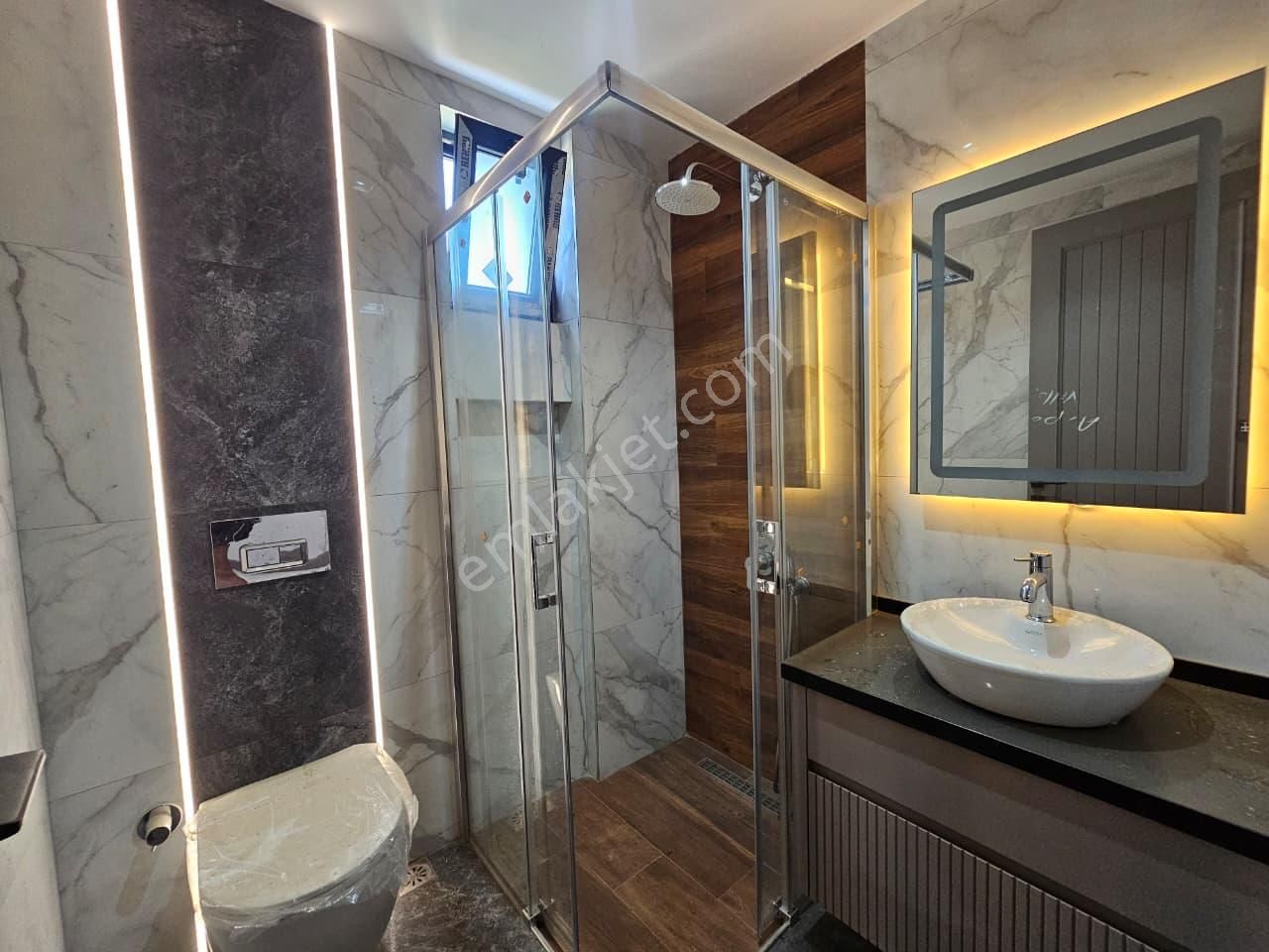 Yeşilbayırda 4+1 Modern Mimarili, Özel Havuzlu Lüks Villa - Görsel 27