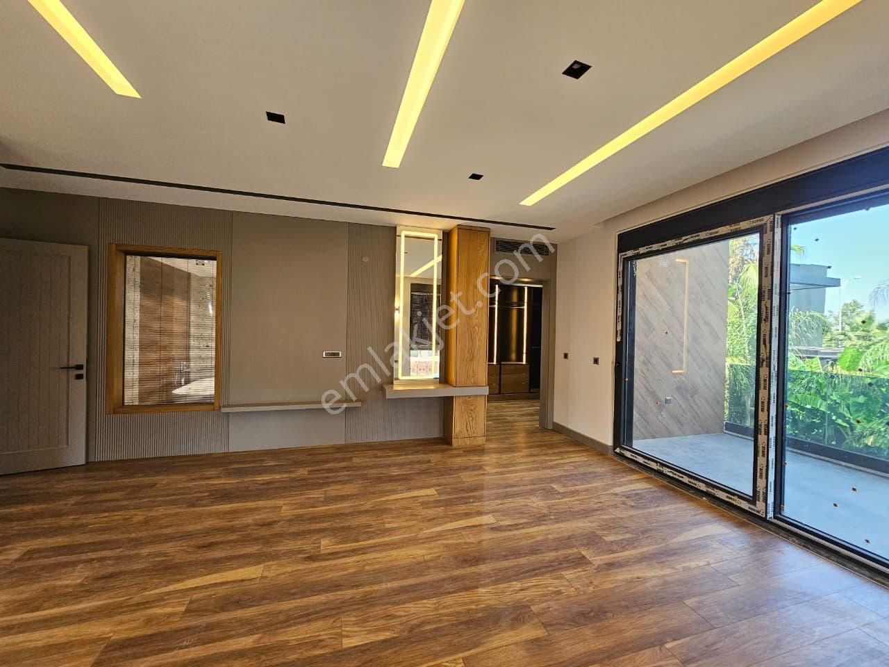 Yeşilbayırda 4+1 Modern Mimarili, Özel Havuzlu Lüks Villa - Görsel 15