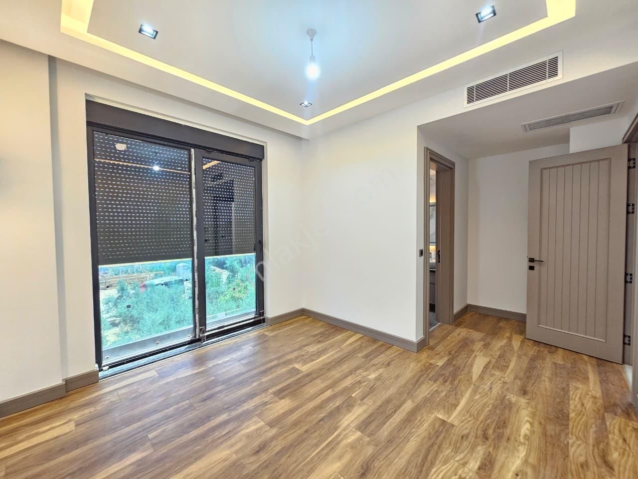 Yeşilbayırda 4+1 Modern Mimarili, Özel Havuzlu Lüks Villa - Görsel 30