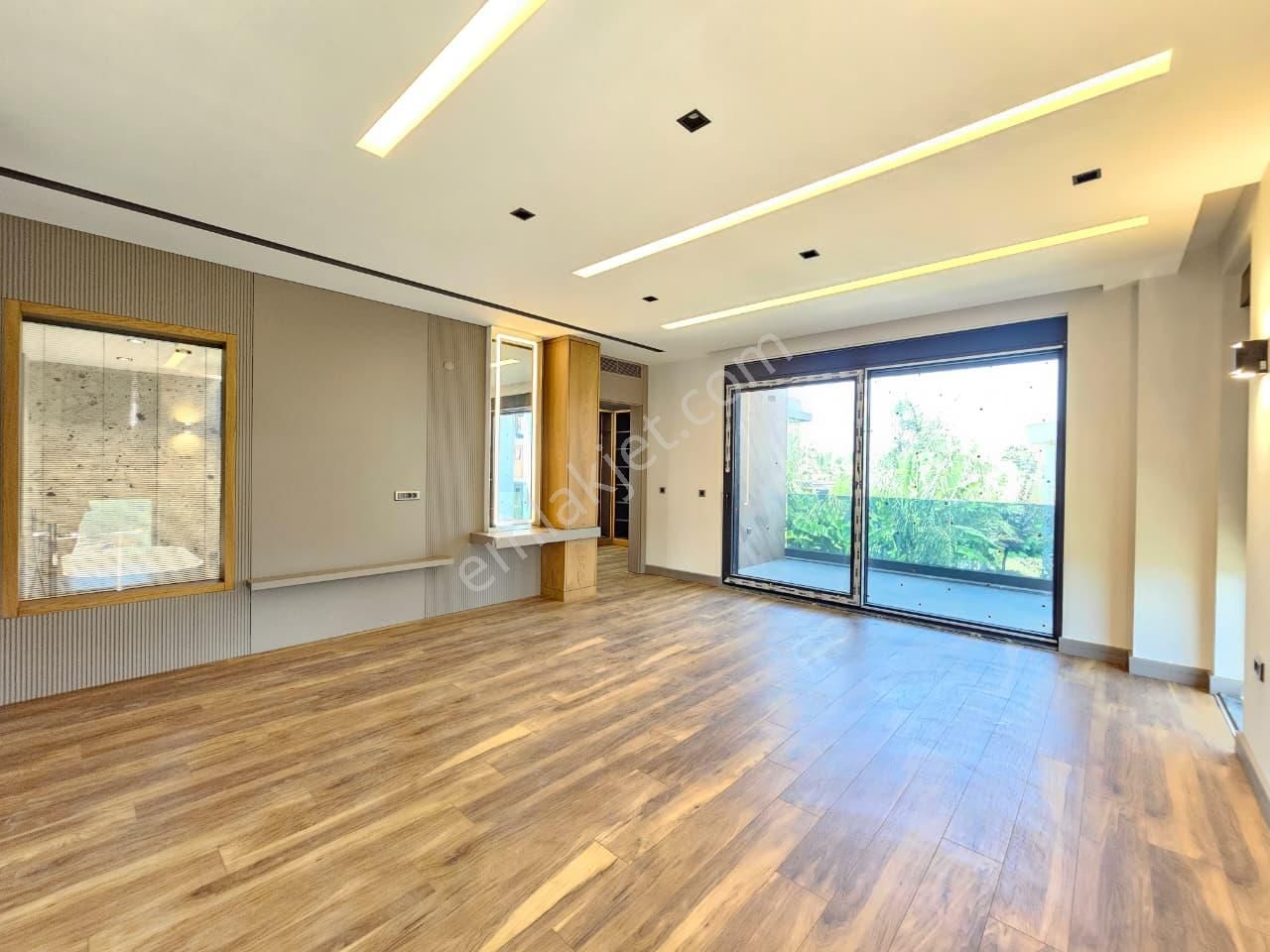 Yeşilbayırda 4+1 Modern Mimarili, Özel Havuzlu Lüks Villa - Görsel 18