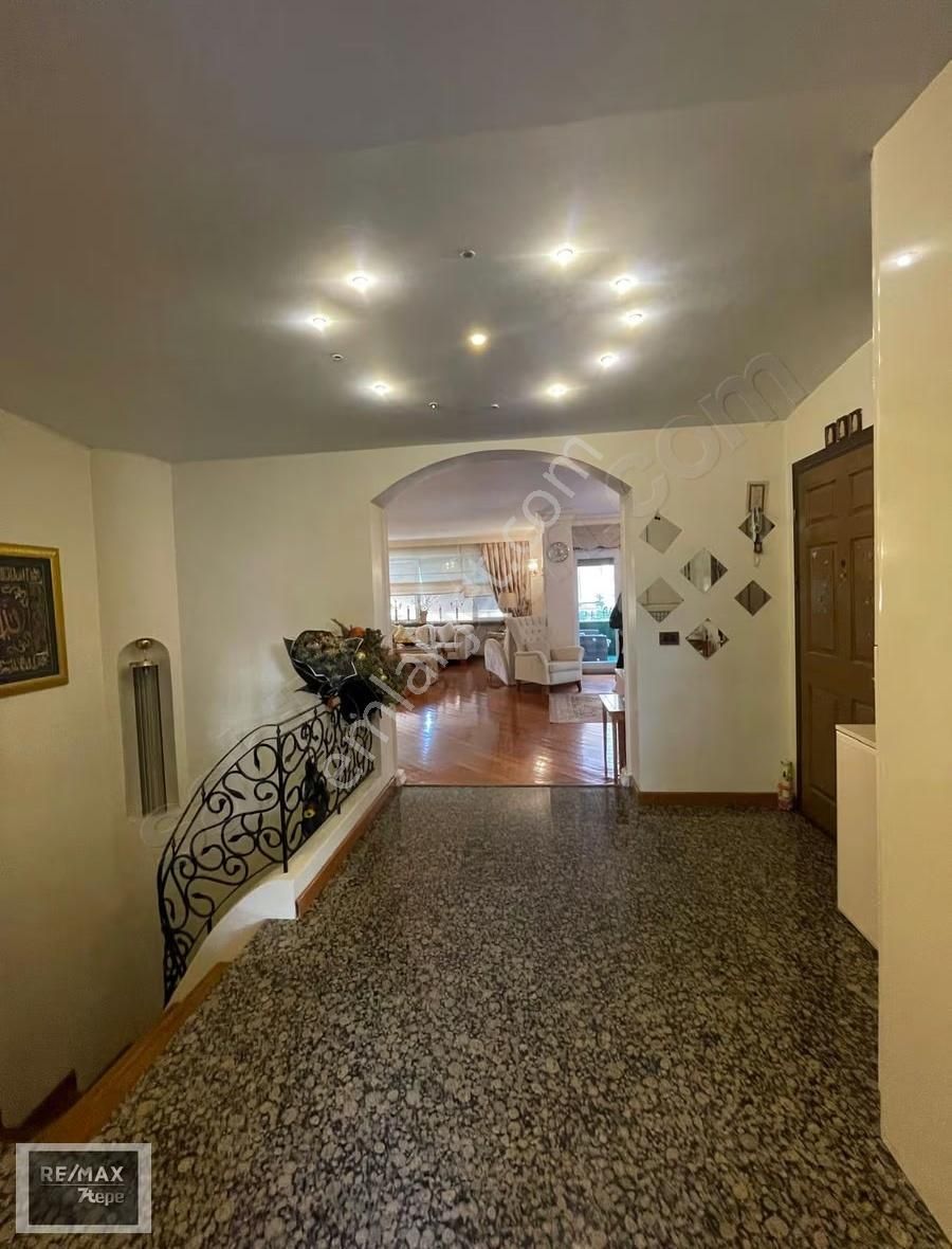 Floryanın En Prestijli Lokasyonunda Satılık Bahçe Dubleksi - Görsel 9