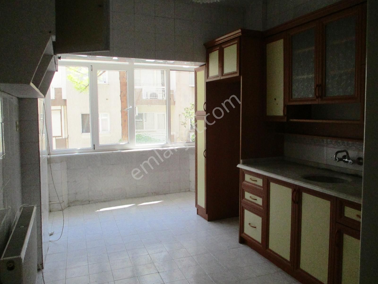Kiralık Daire, 3+1, D.gazlı, Zübeyde Hanım Caddesinde, Çakırdan - Görsel 5