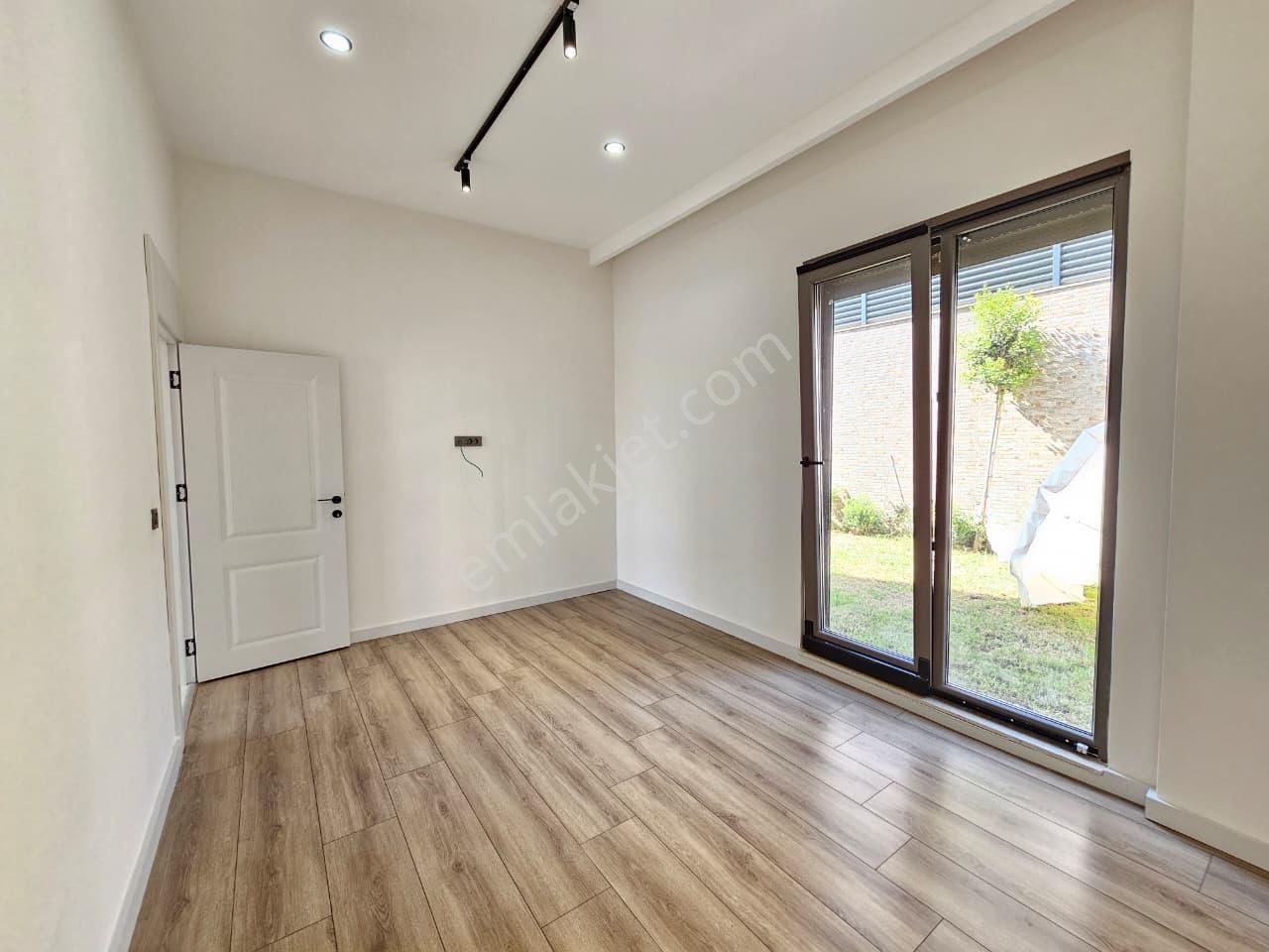 Altıntaş'ta 4+1 Modern Ve Lüks Müstakil Villa - Görsel 15