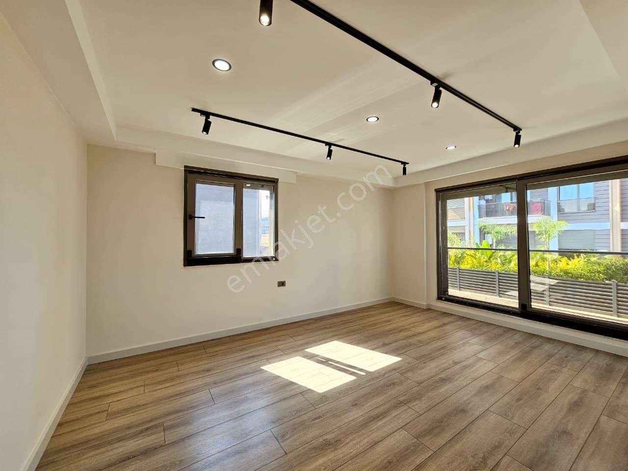 Altıntaş'ta 4+1 Modern Ve Lüks Müstakil Villa - Görsel 27