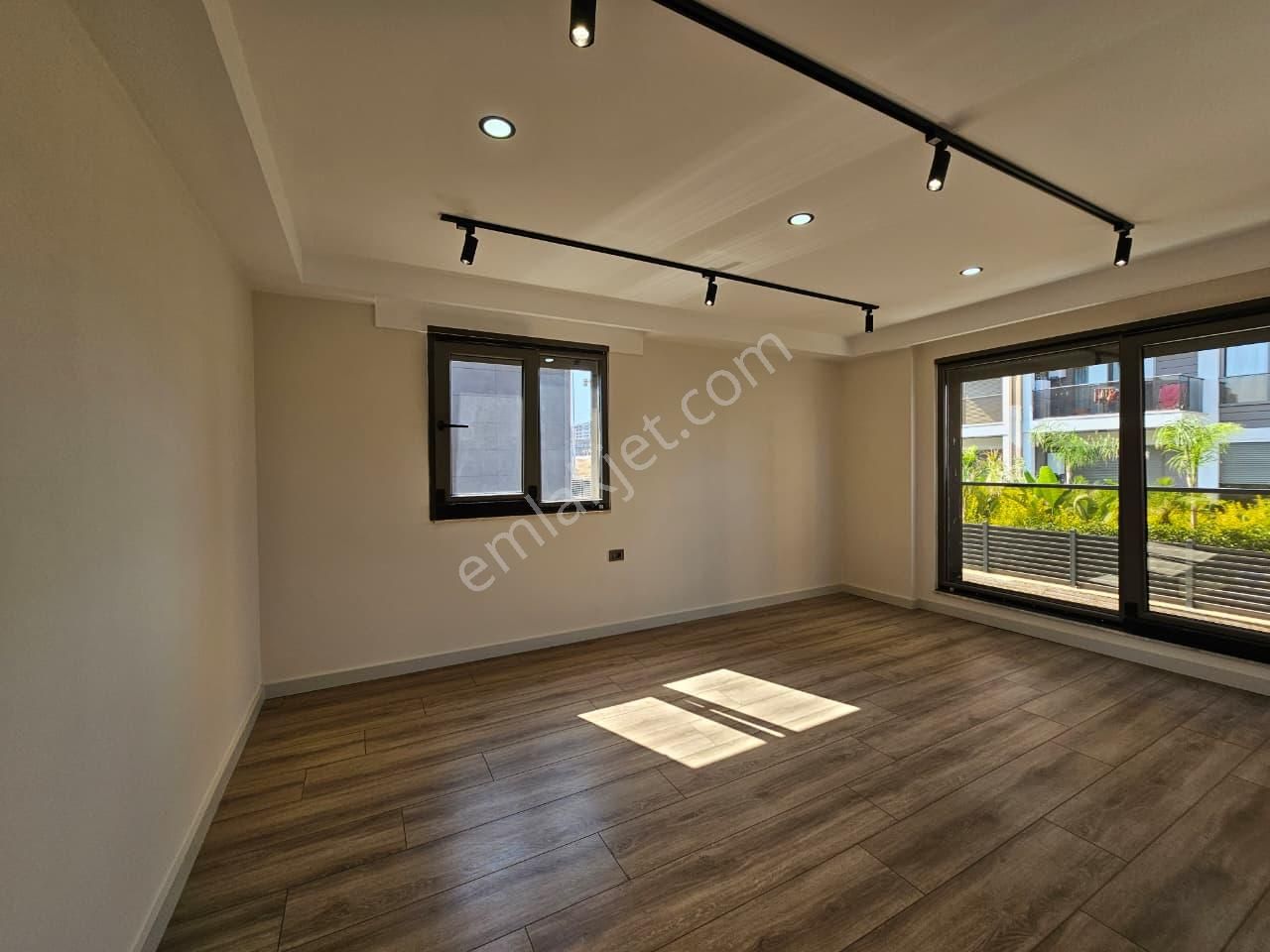 Altıntaş'ta 4+1 Modern Ve Lüks Müstakil Villa - Görsel 28