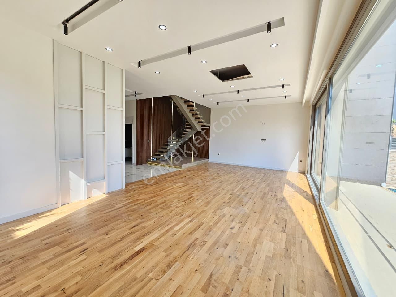 Altıntaş'ta 4+1 Modern Ve Lüks Müstakil Villa - Görsel 9