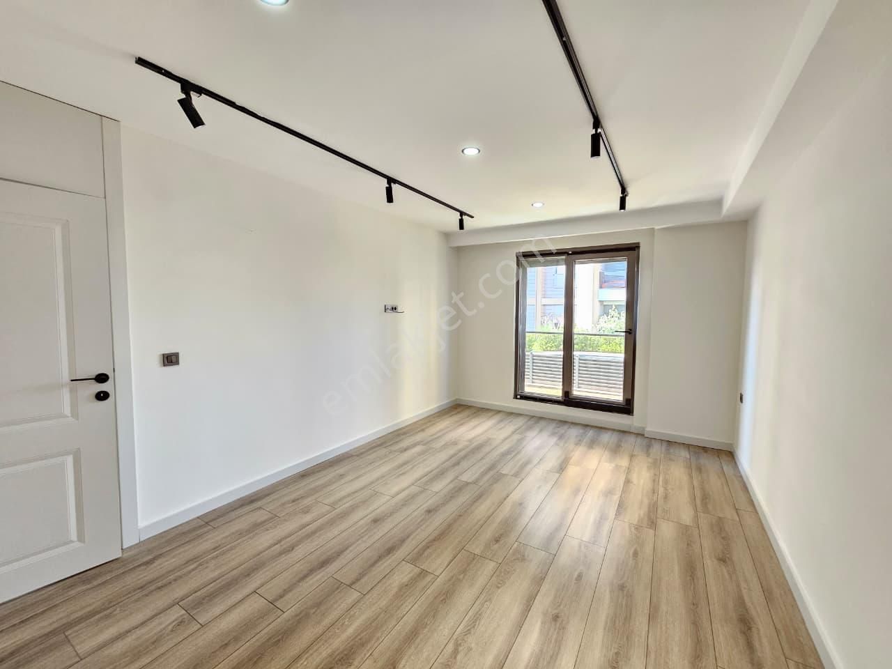 Altıntaş'ta 4+1 Modern Ve Lüks Müstakil Villa - Görsel 24