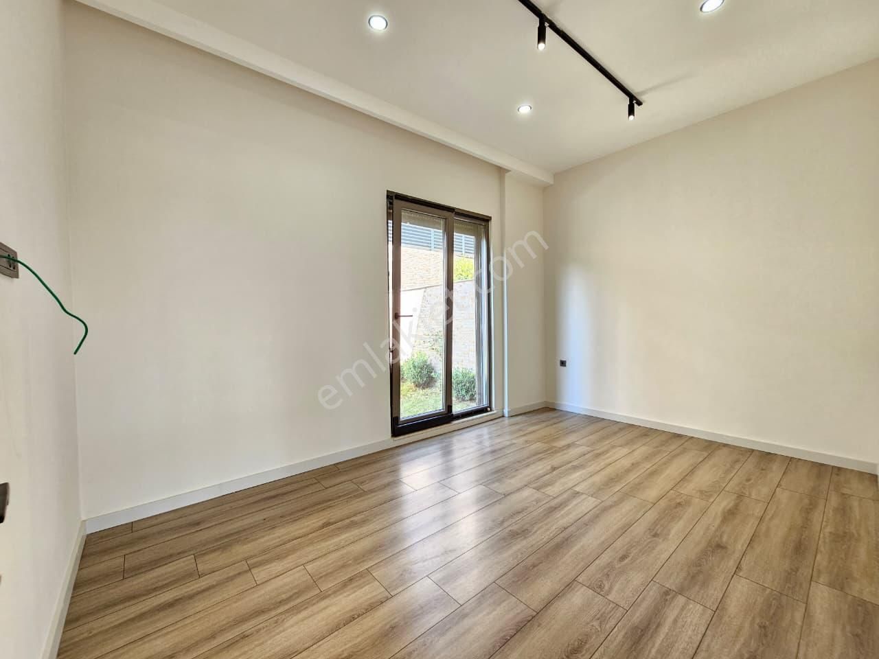 Altıntaş'ta 4+1 Modern Ve Lüks Müstakil Villa - Görsel 32