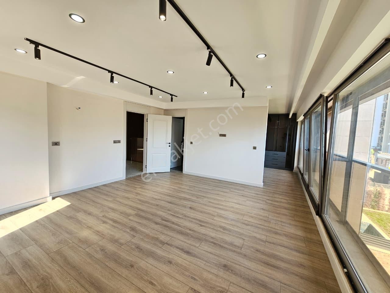 Altıntaş'ta 4+1 Modern Ve Lüks Müstakil Villa - Görsel 20