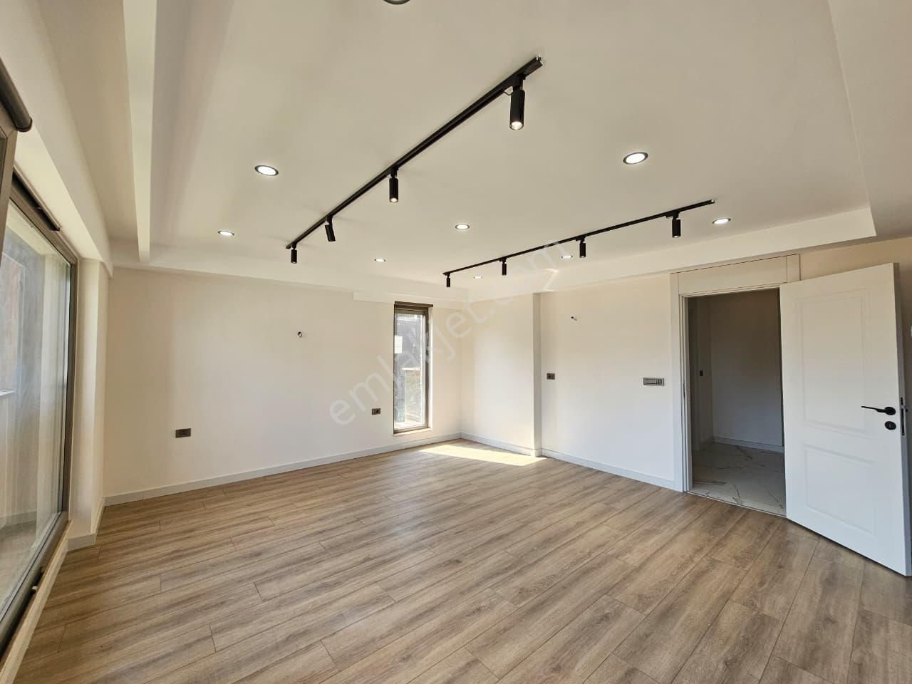 Altıntaş'ta 4+1 Modern Ve Lüks Müstakil Villa - Görsel 19