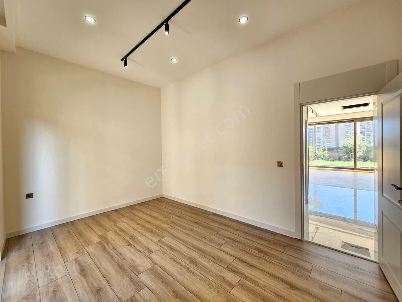 Altıntaş'ta 4+1 Modern Ve Lüks Müstakil Villa - Görsel 33