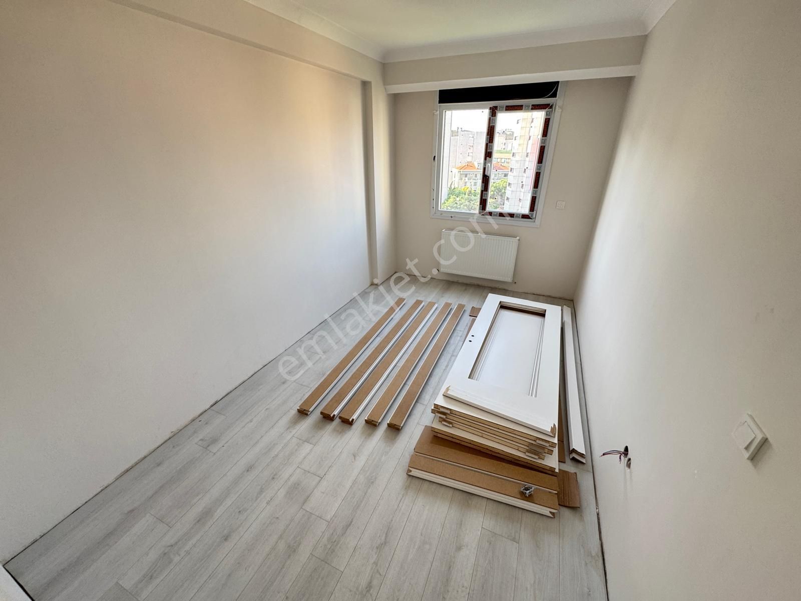 Sıfır Binada - Açık Kapalı Otoparklı - E5 Metro Yakınında Satılık 2+1 Daireler - Görsel 13