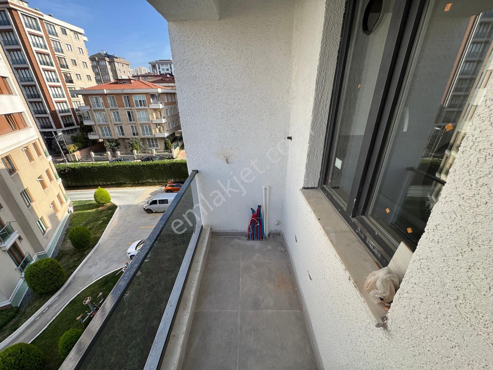 Sıfır Binada - Açık Kapalı Otoparklı - E5 Metro Yakınında Satılık 2+1 Daireler - Görsel 8