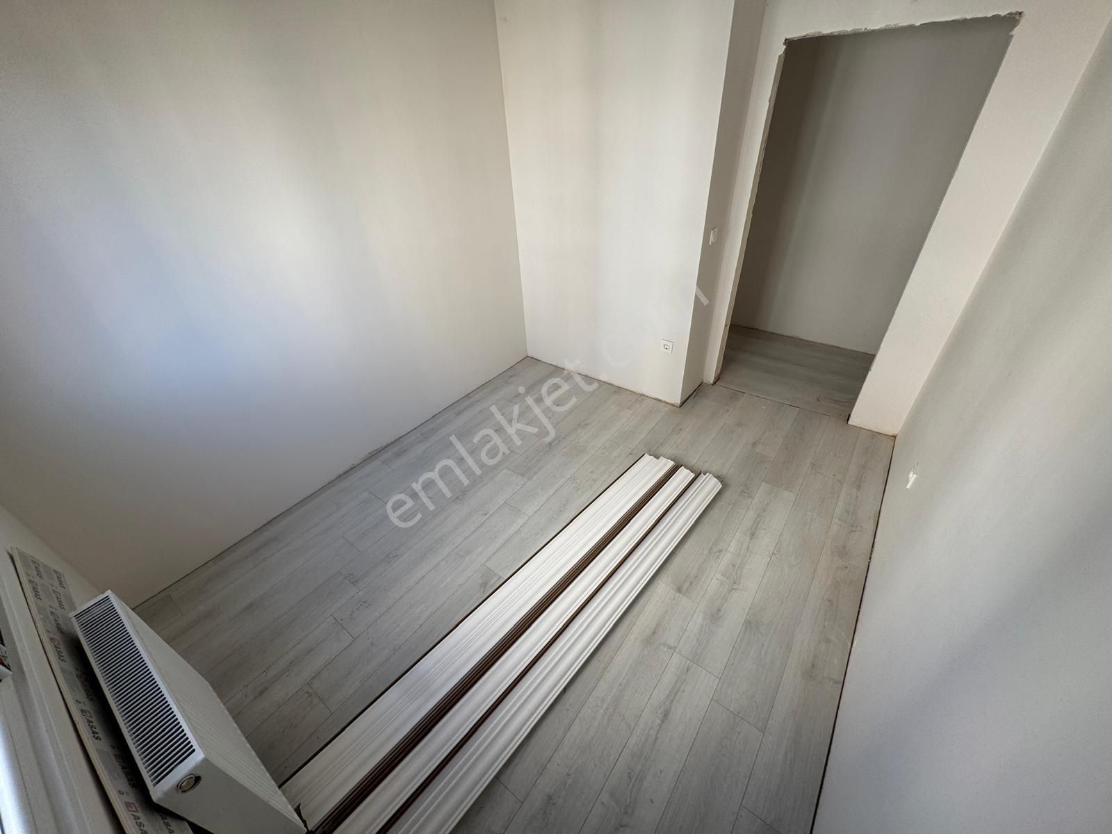 Sıfır Binada - Açık Kapalı Otoparklı - E5 Metro Yakınında Satılık 2+1 Daireler - Görsel 25