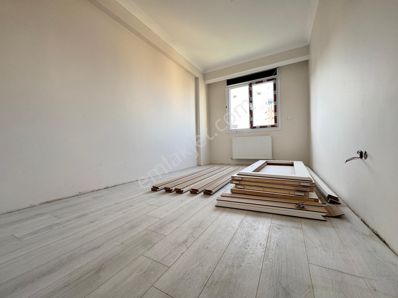 Sıfır Binada - Açık Kapalı Otoparklı - E5 Metro Yakınında Satılık 2+1 Daireler - Görsel 12