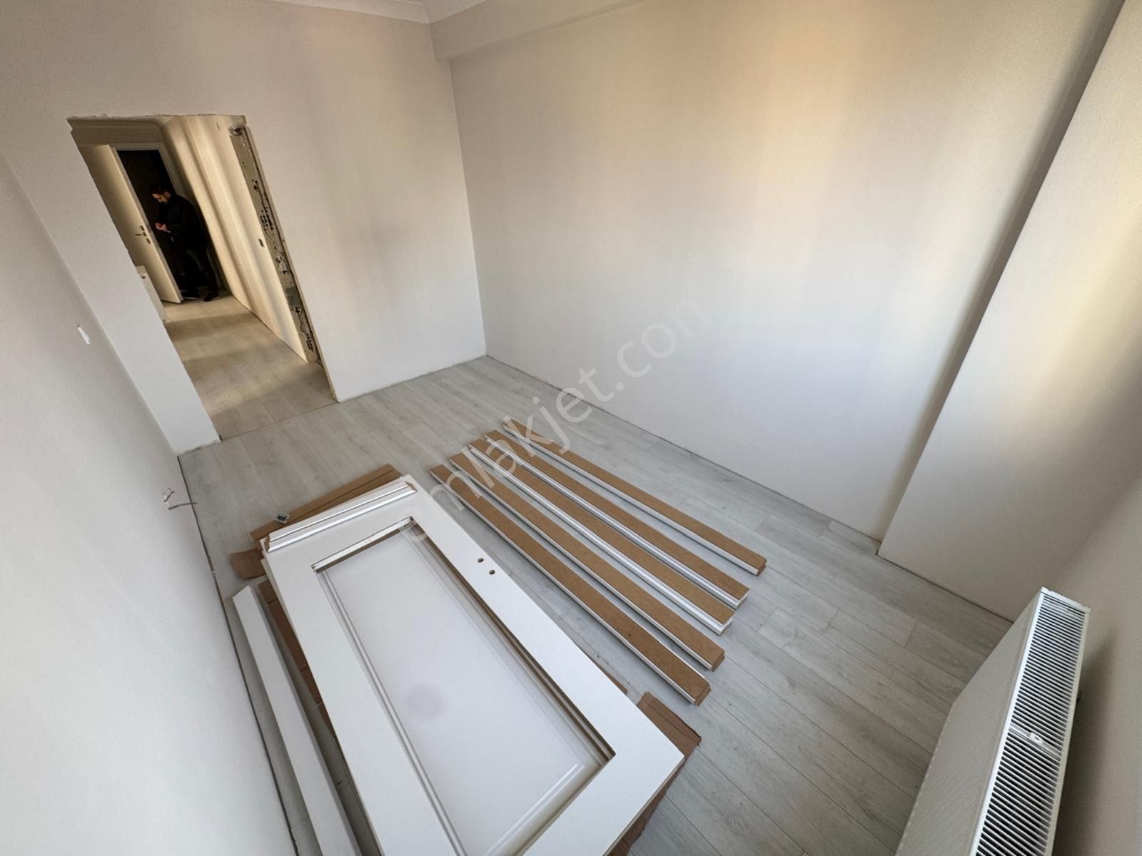 Sıfır Binada - Açık Kapalı Otoparklı - E5 Metro Yakınında Satılık 2+1 Daireler - Görsel 20