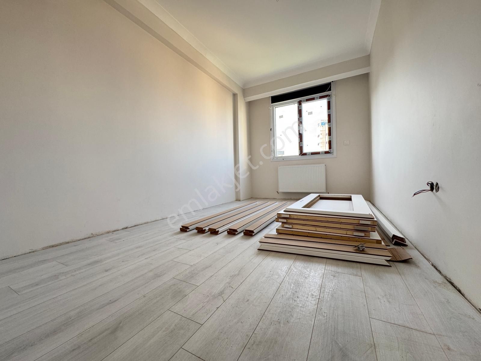 Sıfır Binada - Açık Kapalı Otoparklı - E5 Metro Yakınında Satılık 2+1 Daireler - Görsel 16