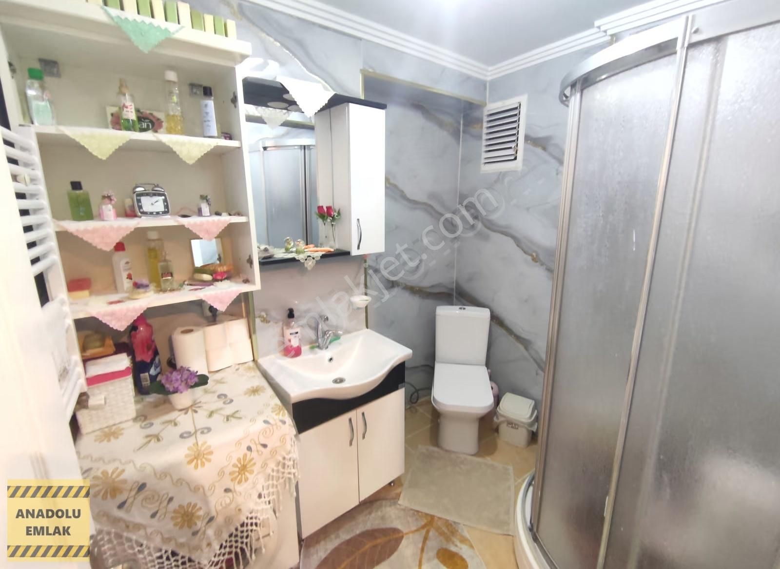 Cumhuriyette Yeni Binadan Satılık 2+1 90 M2 Daire 1.kat - Görsel 12