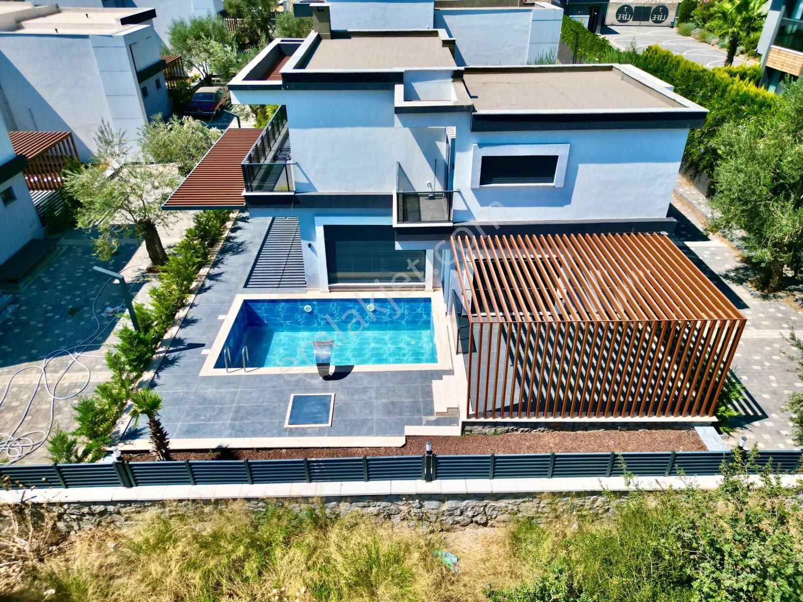 Berkay Demirel'den Gürede Hayallerin Ötesinde Havuzlu 5+1 Villa - Görsel 8