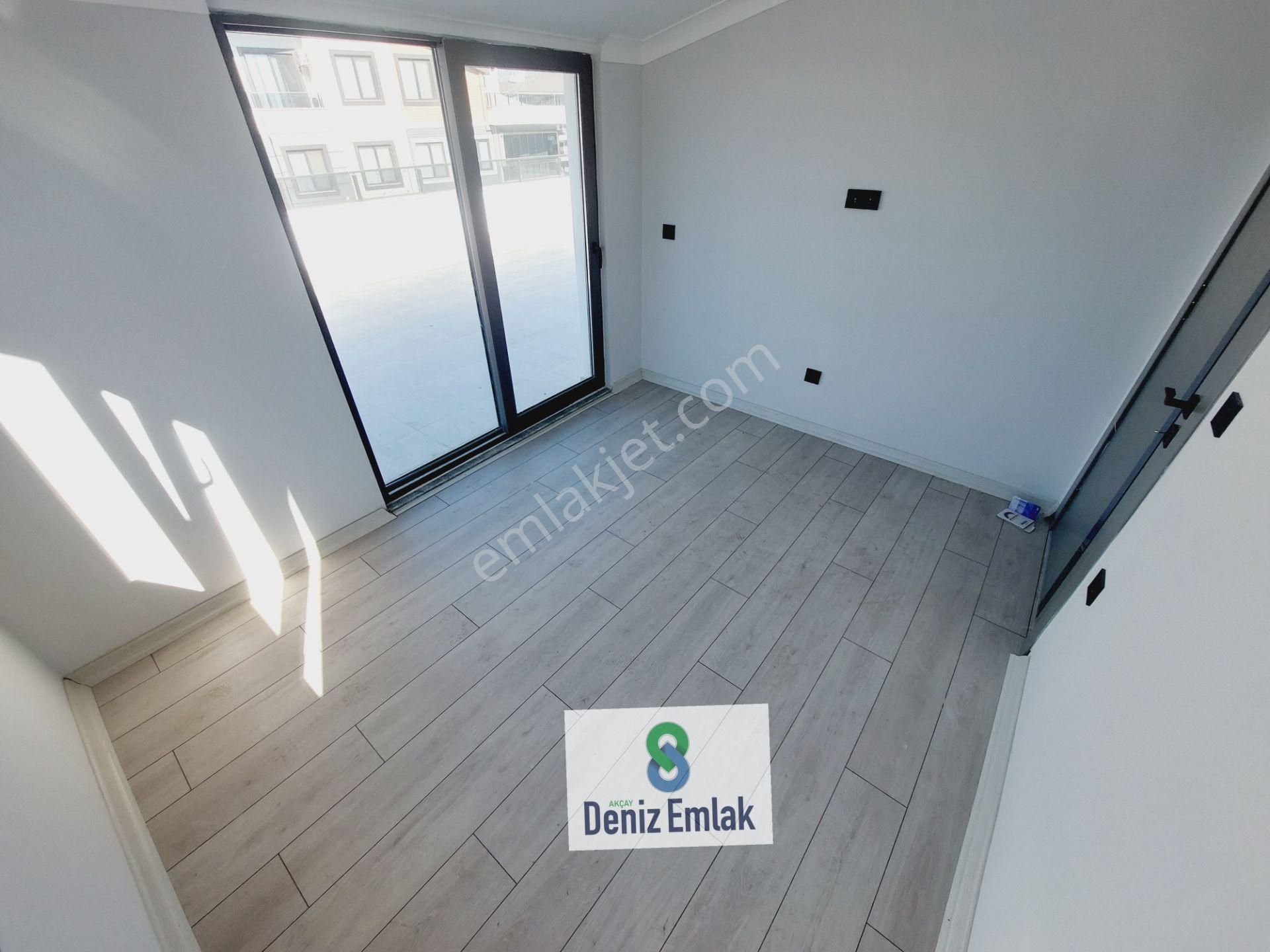 Denizden Akçayda Öncephe Lüks Satılık 4+1 Dubleks Daire. - Görsel 17